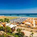 Apartment Playa Degli Angeli Grecale *