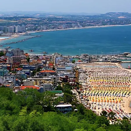 Apartmán Playa Degli Angeli Grecale